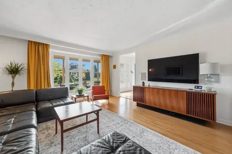 23 Groverdale Road Toronto ON M9C 3M7