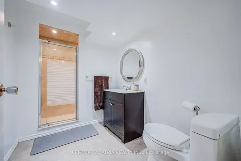 189 Louis Drive Mississauga ON L5B 2V5