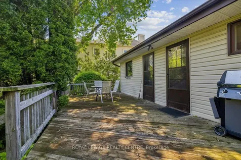 2613 Liruma Road Mississauga ON L5K 1Y8