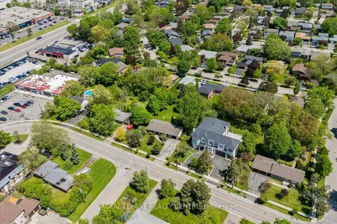 2613 Liruma Road Mississauga ON L5K 1Y8