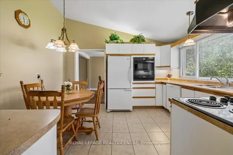2613 Liruma Road Mississauga ON L5K 1Y8