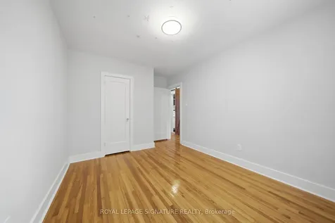 20 Aldgate Avenue Toronto ON M8Y 3L6