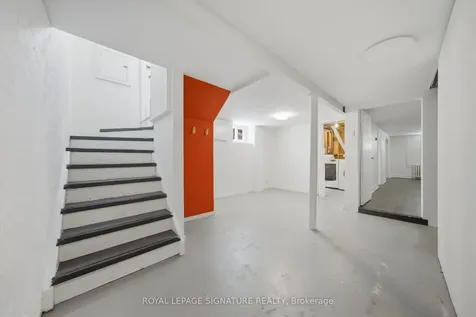 20 Aldgate Avenue Toronto ON M8Y 3L6