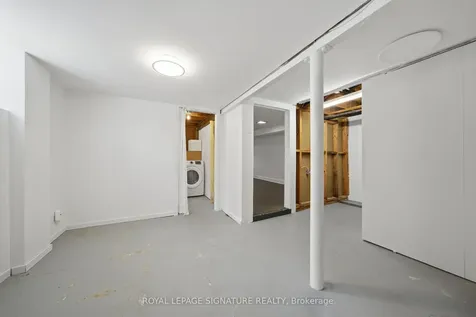 20 Aldgate Avenue Toronto ON M8Y 3L6