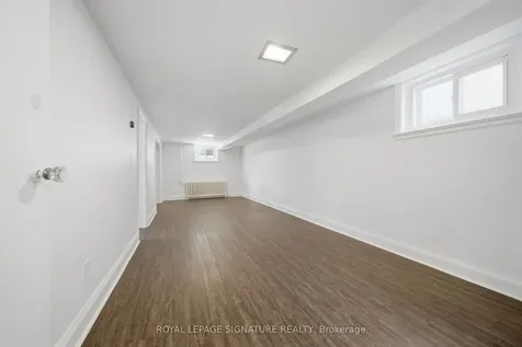 20 Aldgate Avenue Toronto ON M8Y 3L6
