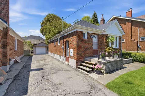 20 Aldgate Avenue Toronto ON M8Y 3L6