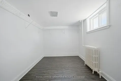 20 Aldgate Avenue Toronto ON M8Y 3L6