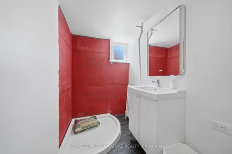 20 Aldgate Avenue Toronto ON M8Y 3L6