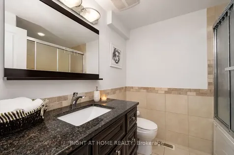 3115 Spring Creek Crescent Mississauga ON L5N 4S4