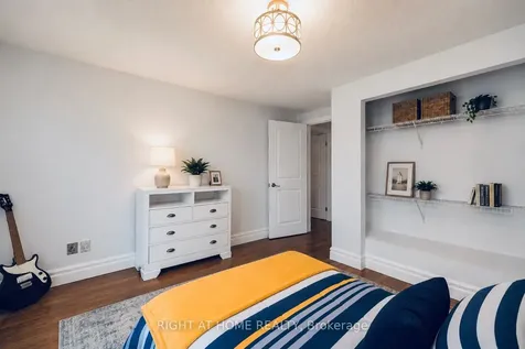 3115 Spring Creek Crescent Mississauga ON L5N 4S4