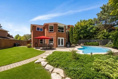 3115 Spring Creek Crescent Mississauga ON L5N 4S4