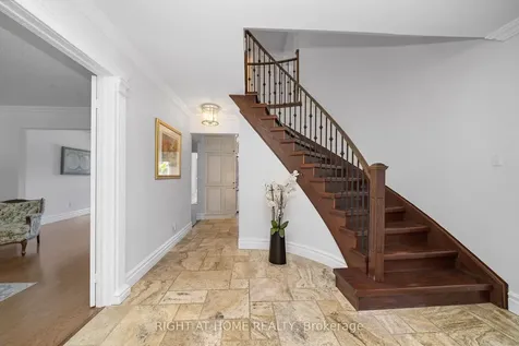 3115 Spring Creek Crescent Mississauga ON L5N 4S4