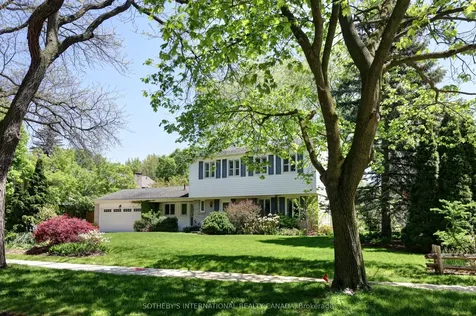 1050 Caldwell Avenue Mississauga ON L5H 1Z4