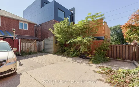1538 Dupont Street Toronto ON M6P 4G7