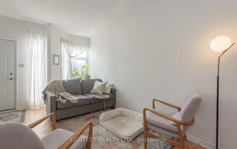 1538 Dupont Street Toronto ON M6P 4G7