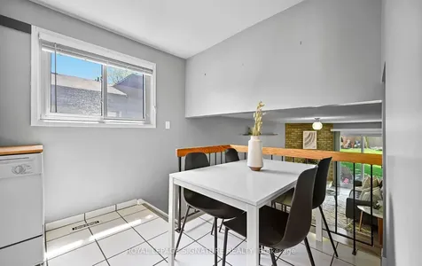 2959 Arvida Circle Mississauga ON L5N 1R6