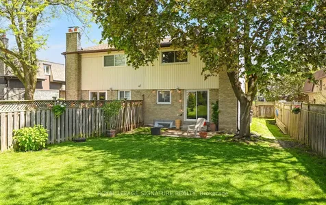 2959 Arvida Circle Mississauga ON L5N 1R6