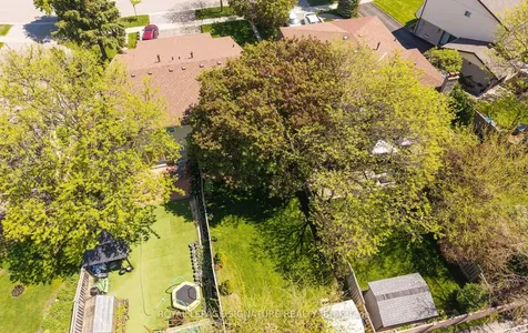 2959 Arvida Circle Mississauga ON L5N 1R6