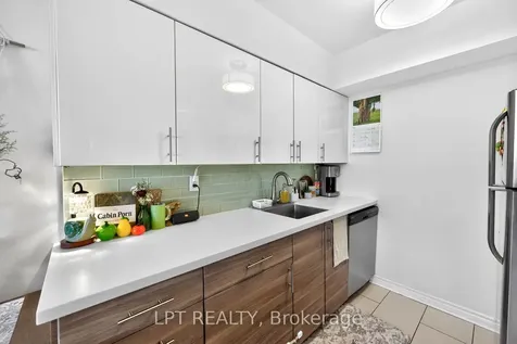 50 Lotherton Pathway Toronto ON M6B 2G7