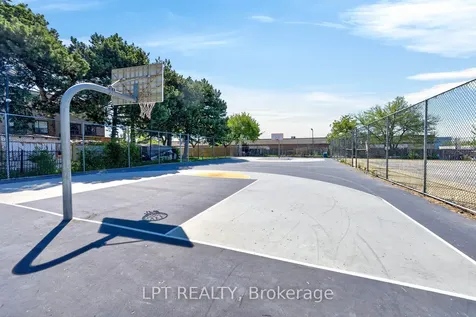 50 Lotherton Pathway Toronto ON M6B 2G7