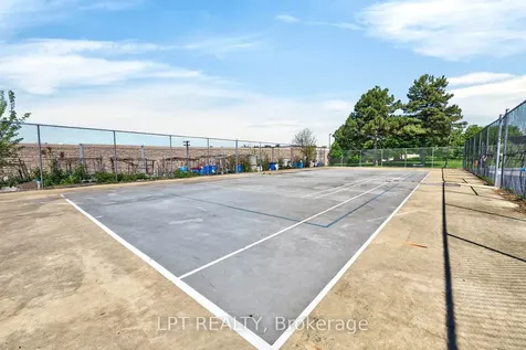 50 Lotherton Pathway Toronto ON M6B 2G7