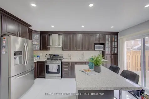 5 Wildsky Road Brampton ON L6Y 5P6