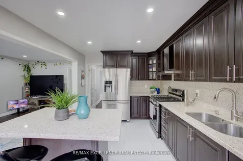 5 Wildsky Road Brampton ON L6Y 5P6