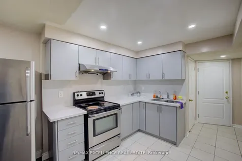 5 Wildsky Road Brampton ON L6Y 5P6