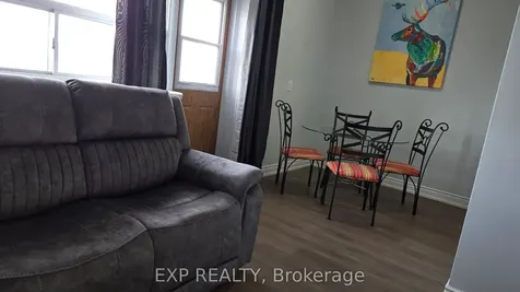 2485 Woking Crescent Mississauga ON L5K 1Z6