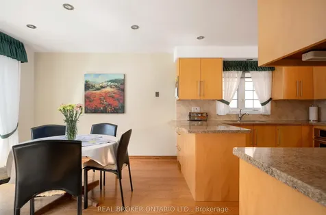 1128 Mayfair Road Oakville ON L6M 1G8
