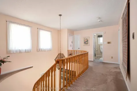 1128 Mayfair Road Oakville ON L6M 1G8