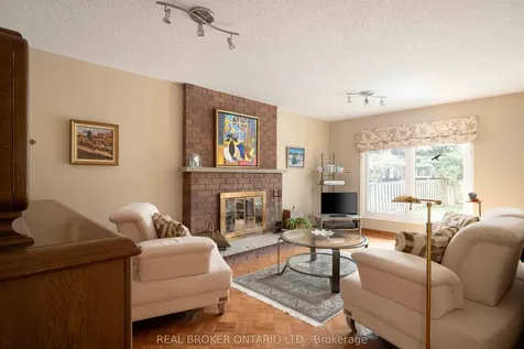 1128 Mayfair Road Oakville ON L6M 1G8