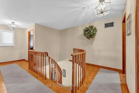 36 Brydon Crescent Brampton ON L6X 3H2
