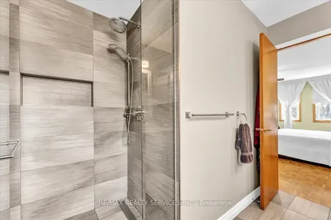 36 Brydon Crescent Brampton ON L6X 3H2