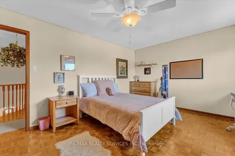 36 Brydon Crescent Brampton ON L6X 3H2