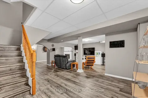36 Brydon Crescent Brampton ON L6X 3H2