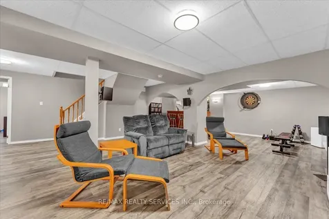 36 Brydon Crescent Brampton ON L6X 3H2