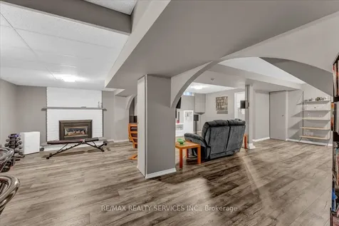 36 Brydon Crescent Brampton ON L6X 3H2