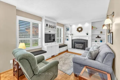 36 Brydon Crescent Brampton ON L6X 3H2