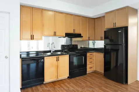 60 Fairwood Circle Brampton ON L6R 0Y6