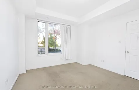 60 Fairwood Circle Brampton ON L6R 0Y6