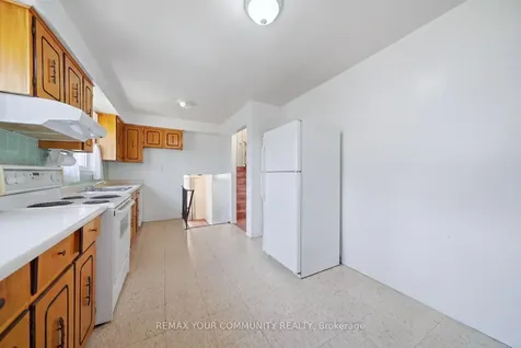 1238 Consort Crescent Burlington ON L7M 1J7