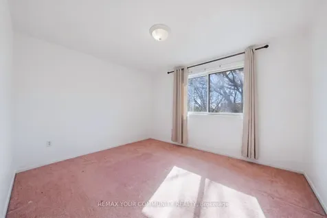 1238 Consort Crescent Burlington ON L7M 1J7