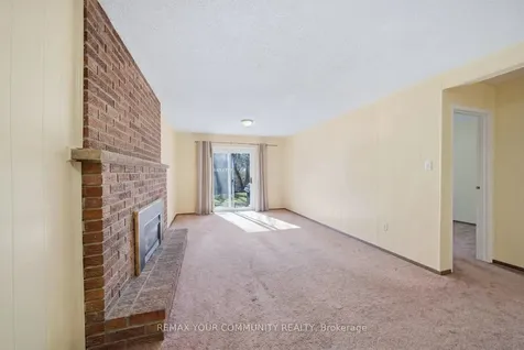 1238 Consort Crescent Burlington ON L7M 1J7