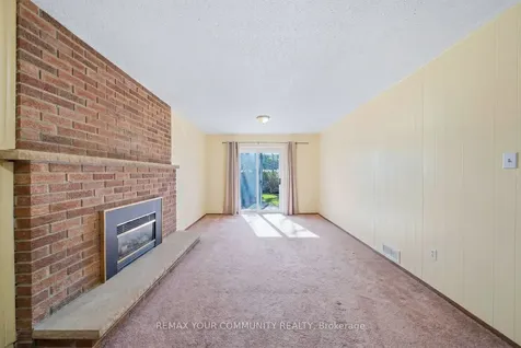 1238 Consort Crescent Burlington ON L7M 1J7