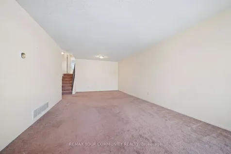1238 Consort Crescent Burlington ON L7M 1J7