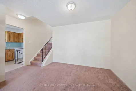 1238 Consort Crescent Burlington ON L7M 1J7