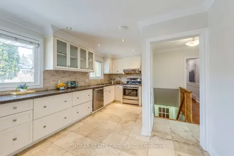 71 Premium Way Mississauga ON L5B 1A1