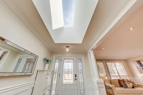 71 Premium Way Mississauga ON L5B 1A1