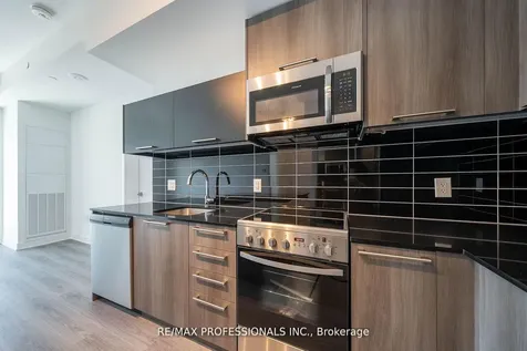 25 Neighbourhood Lane Toronto ON M9Y 0C4